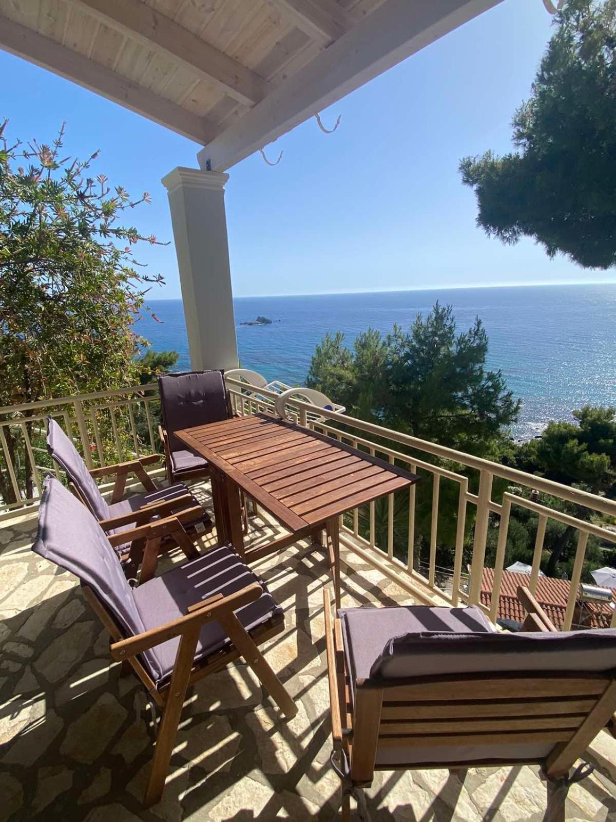Vicky'S Panoramic View Apartments بيليكاس المظهر الخارجي الصورة